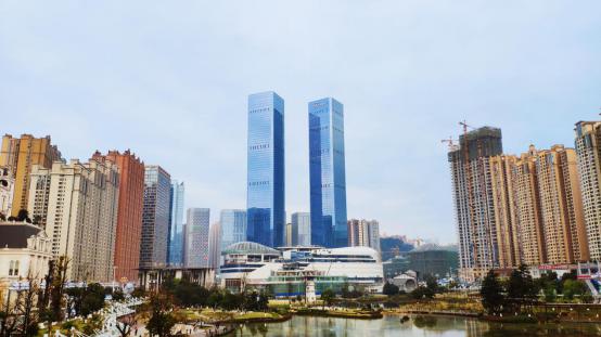 抖音上最火的花果园视频,花果园抖音最火版本