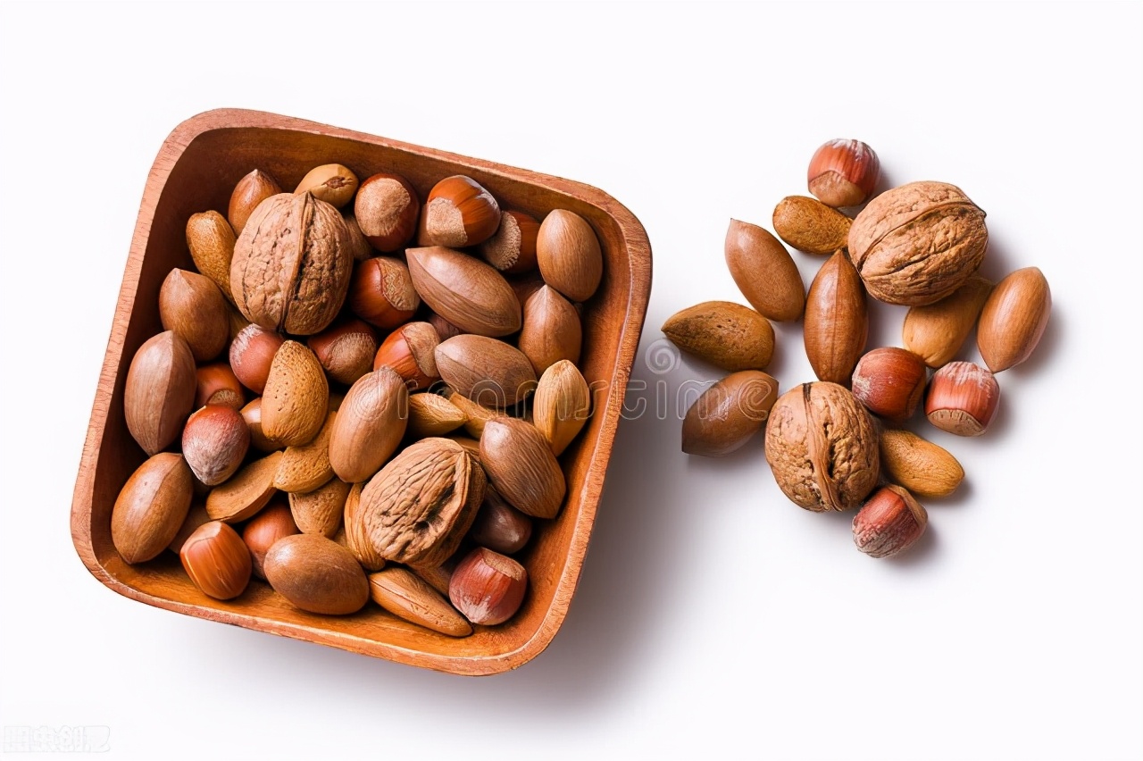 多吃核桃可以让人变得更聪明,核桃每日吃几颗最合适