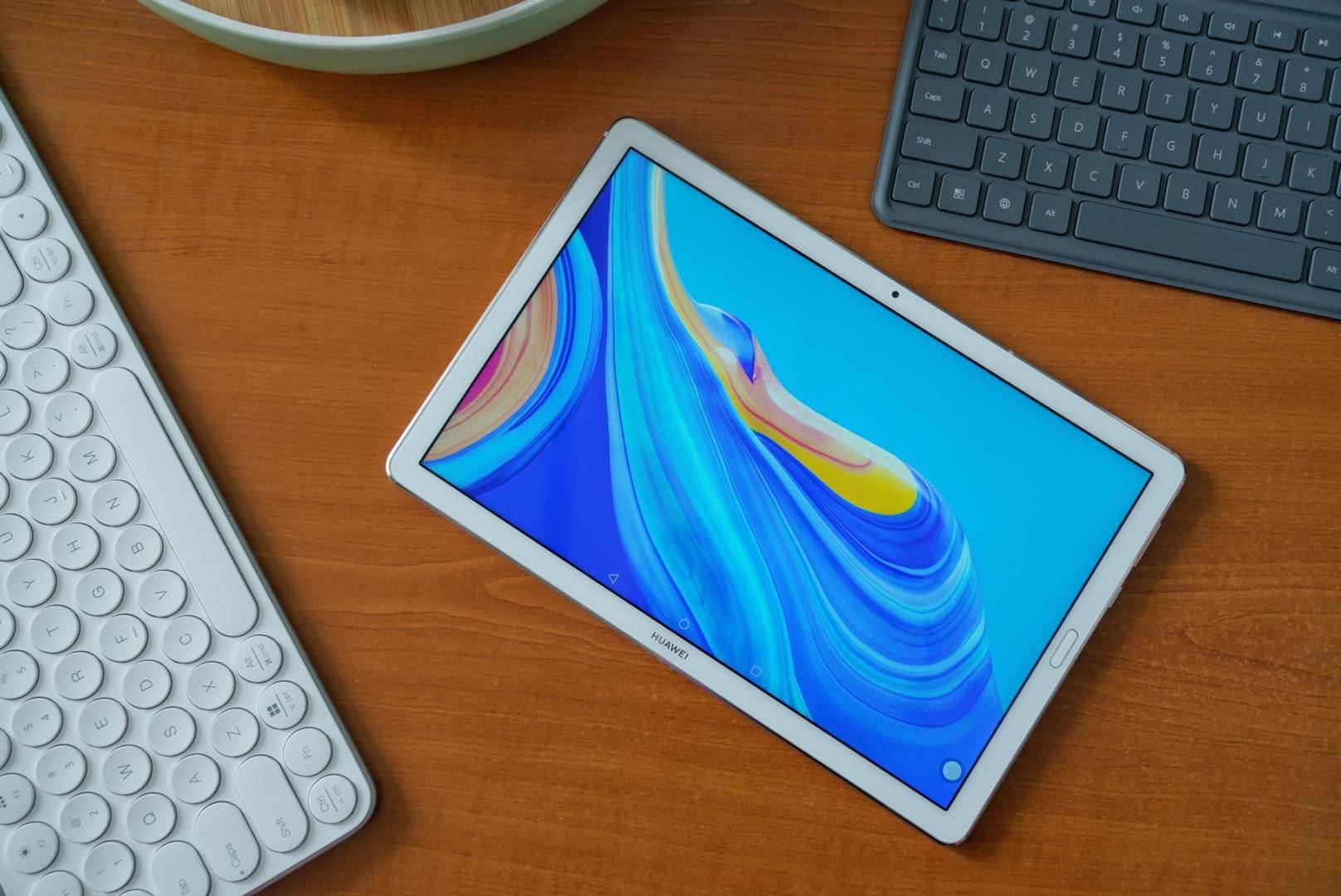 华为m6平板办公演示,华为平板m6能完成日常办公吗