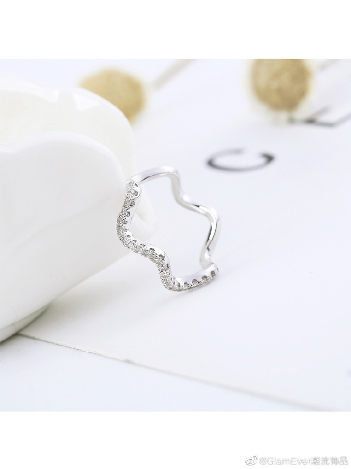 比较潮的首饰品牌,小众却不简单的首饰品牌