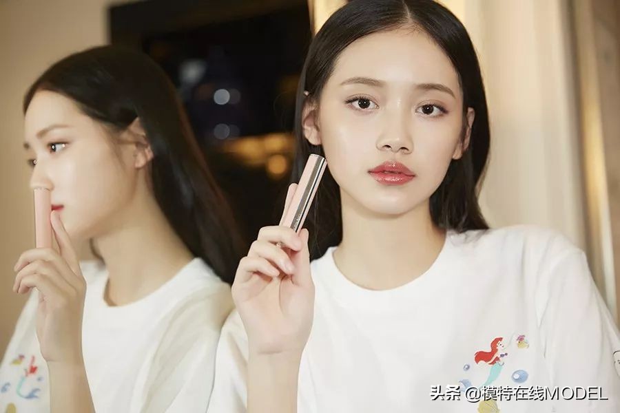 专业模特和业余模特有什么区别,职业模特的标准是什么