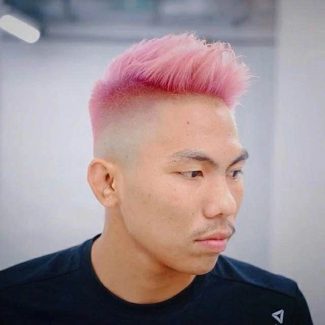 将杀马特带上国际擂台，如今他又要挑战下一任播求