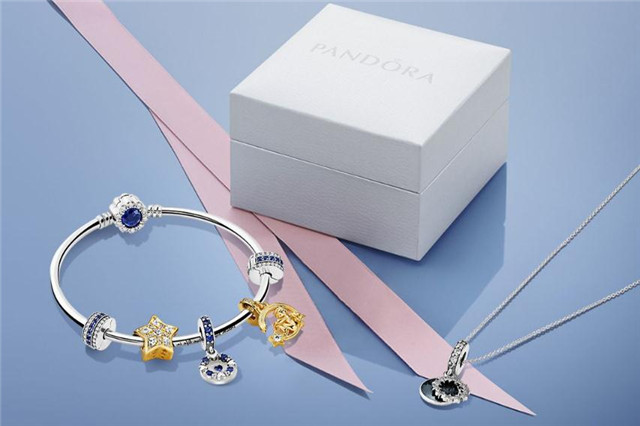 潘多拉类似的饰品牌子的优劣势 (潘多拉首饰材质怎么样)