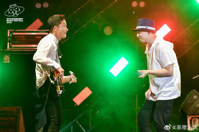 可以“听”的草莓!你一定不能错过的“黑撒”:现场不要太炸