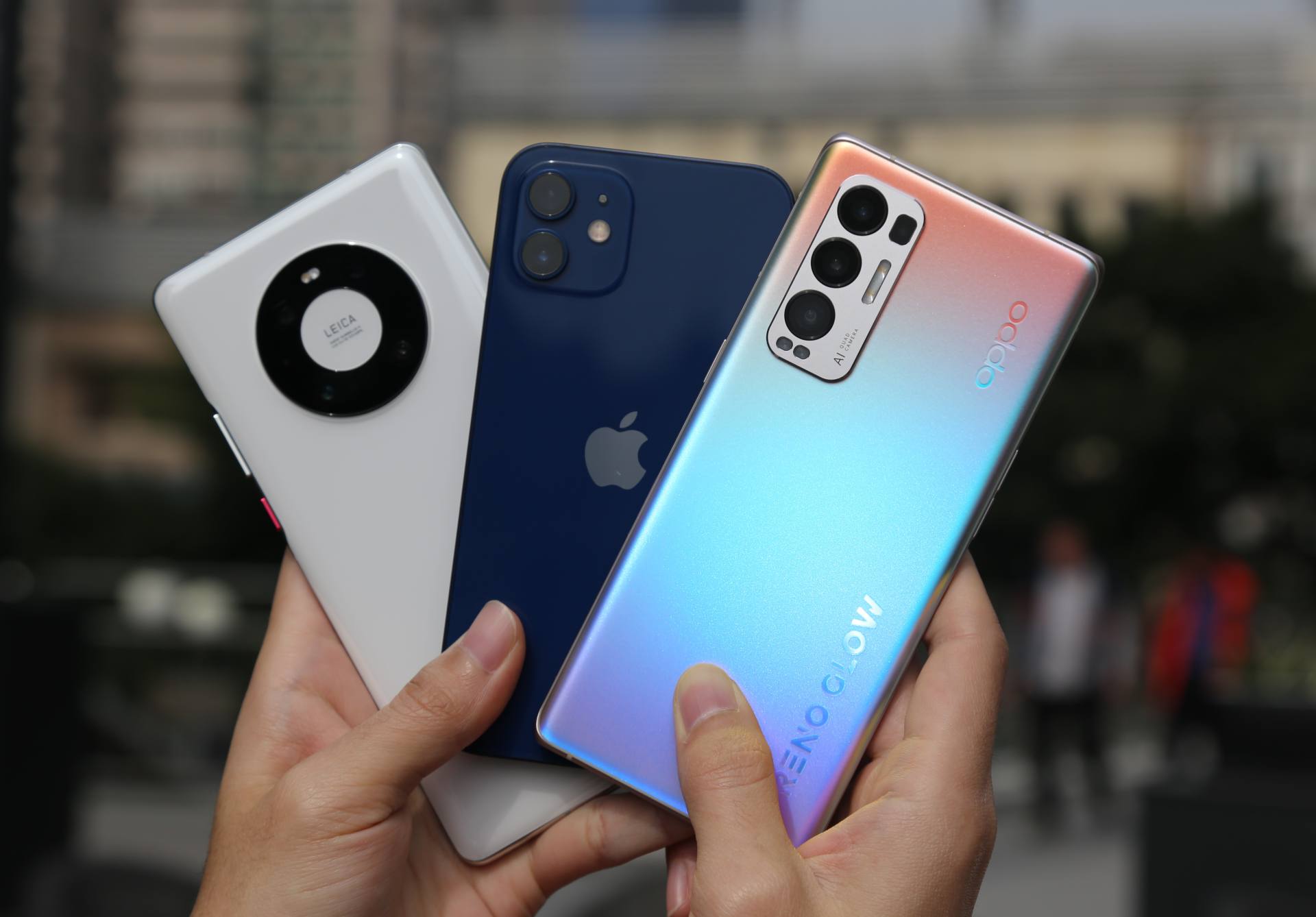 街坊之手机颜值篇：OPPO华为苹果，谁是街头最靓的“仔”？