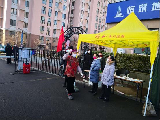 抗击疫情社区干部,疫情防控值守人员采访