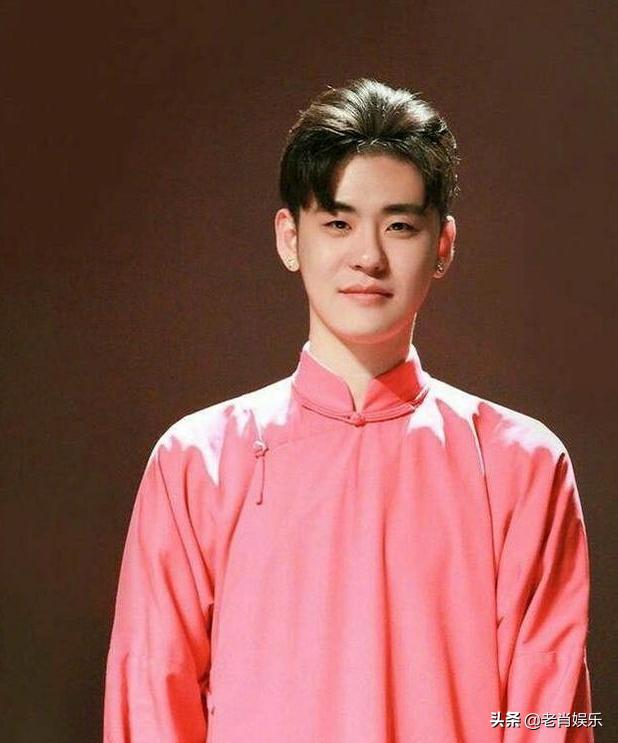 张云雷拿国难抖包袱,活动被暂停,艺先立德,粉丝没有借口洗白了