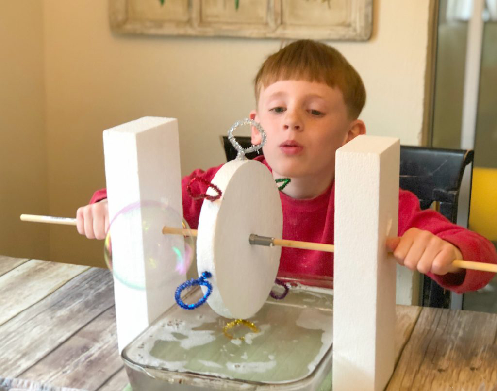 吹泡泡简单又好看手工,怎么自制无毒健康又好玩的泡泡水