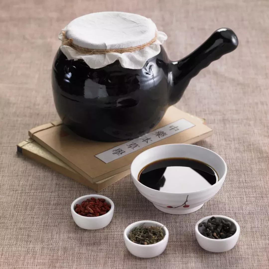 身上困乏力没有精神是阳了吗,精神萎靡不振身体乏力嗜睡易生气