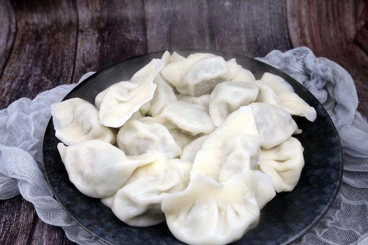 饺子皮要用什么淀粉,饺子皮怎么和面加什么淀粉