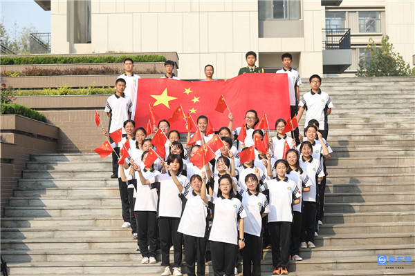 最好的教育莫过于实践出真知,最好的教育是以身作则润物细无声