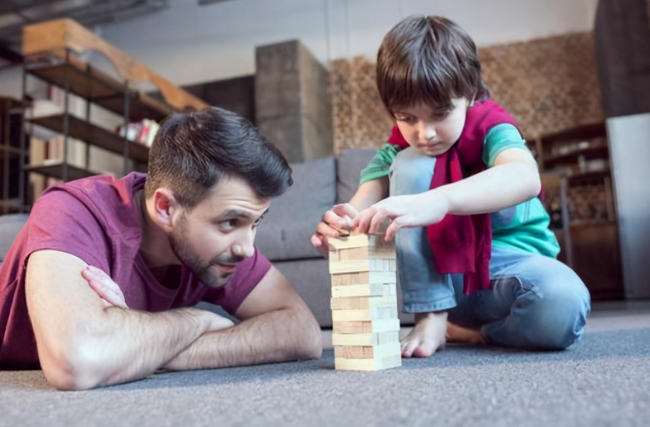 陪孩子玩游戏有什么好方法,怎么才能让孩子疯玩