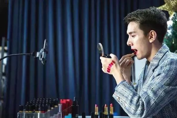 李佳琦:我该何去何从?