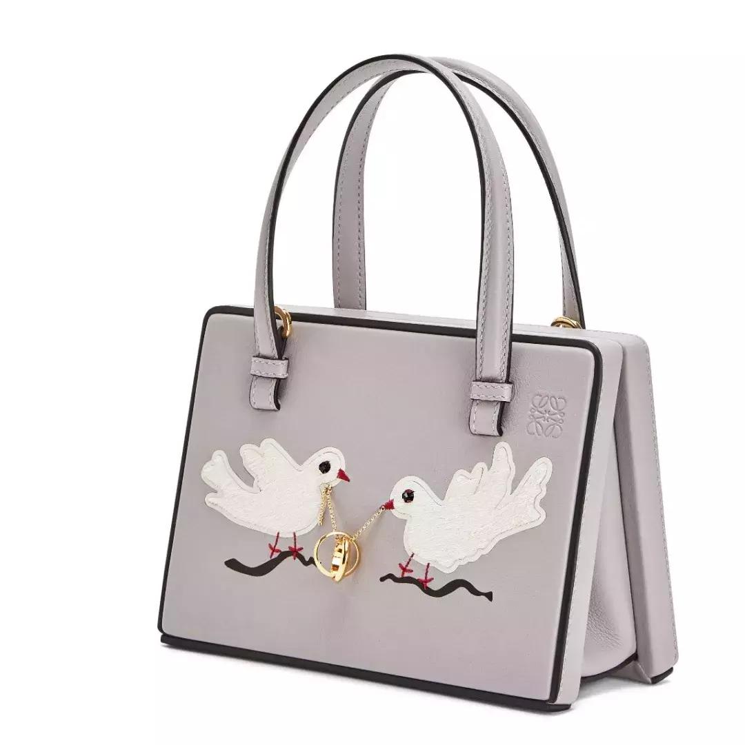 loewe七夕情人节女包官网,loewe七夕包