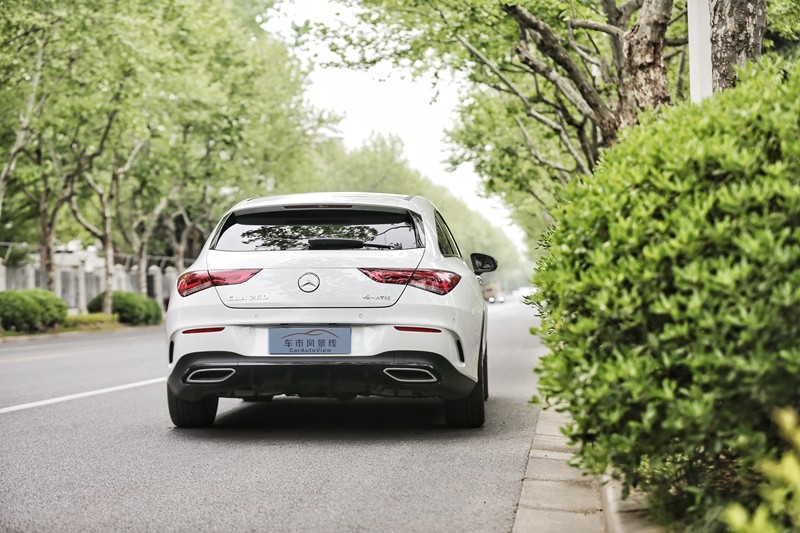 奔驰cla260帅气视频,奔驰cla200猎跑版