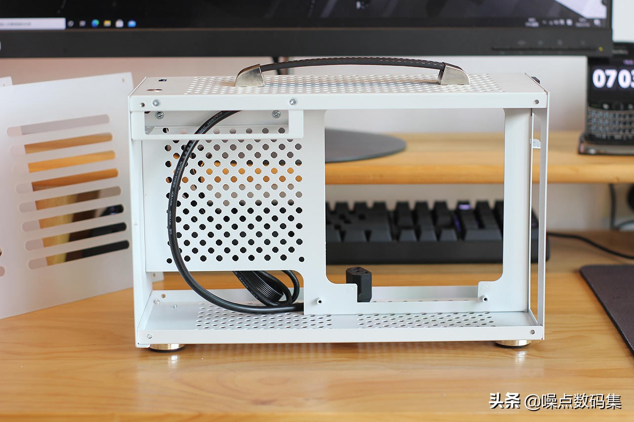 超频三蜂鸟i100pro散热改造,蜂鸟i100itx机箱测评