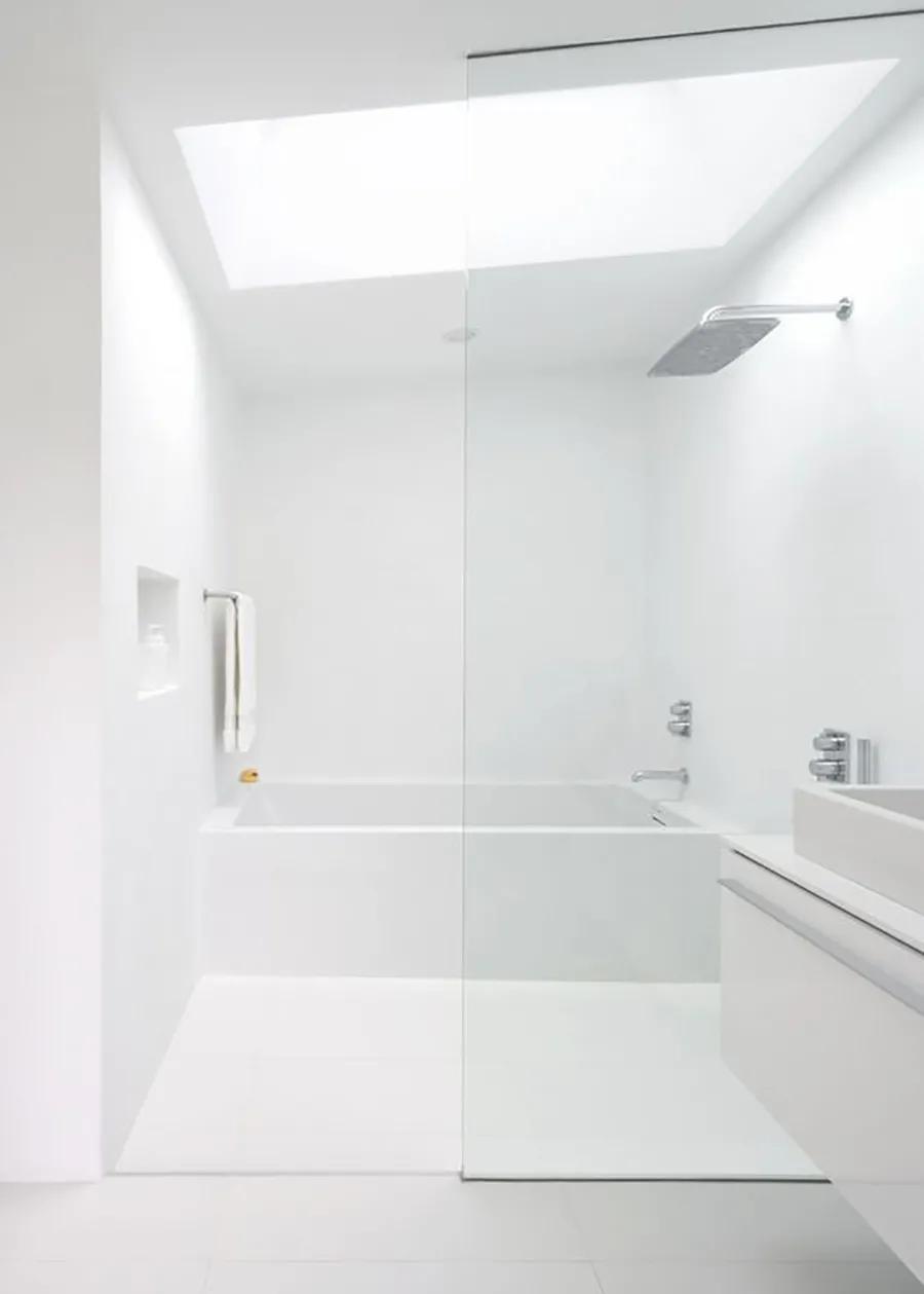 4平米卫生间瓷砖600*1200直贴效果,卫生间400*800深灰色瓷砖腰线效果