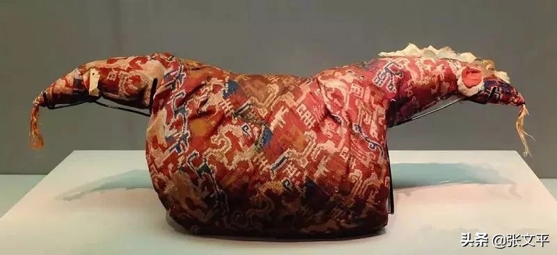 素烧不上釉瓷器,为什么陶瓷底部不上釉