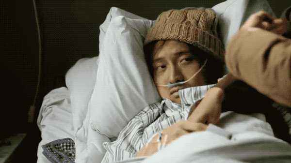 这部电影票房达30亿，完美塑造出了广大病友心中的“超级英雄”