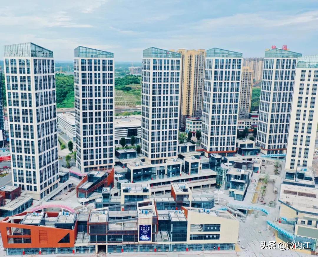 鍐呮睙娴峰簳涓栫晫璐墿鍏洯,鍝囧摝璐墿涓績缇庨鍥㈣喘