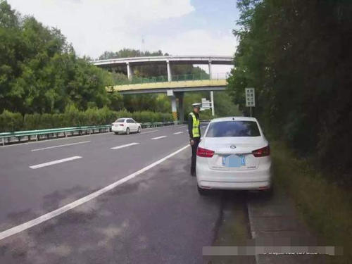 女司机尿急怎么解决,女司机尿急怎么治疗