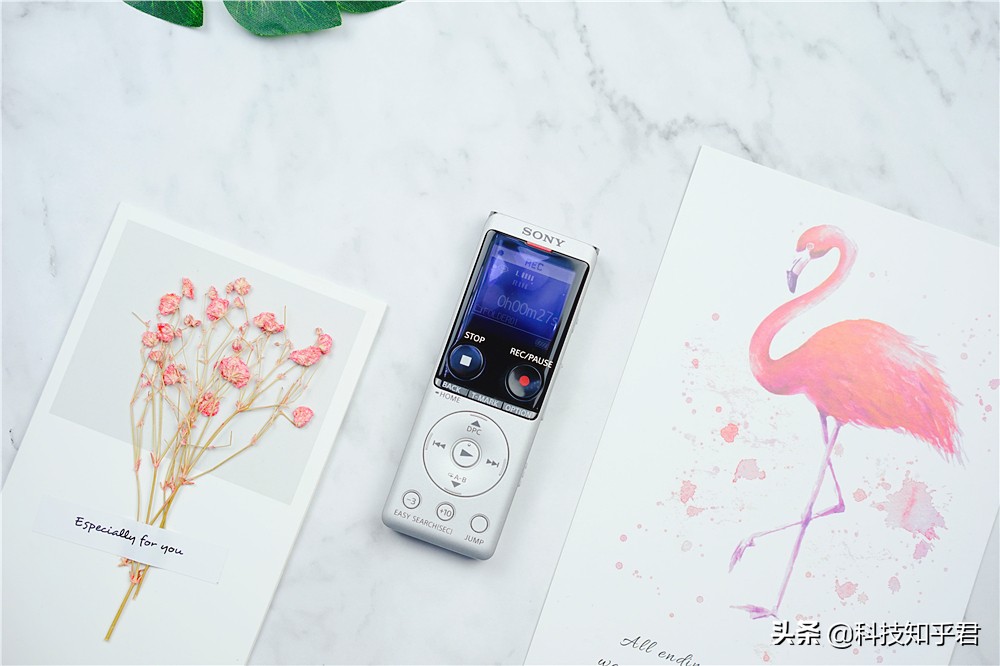 索尼录音笔ux570与575哪个更值,索尼录音笔icd-ux575