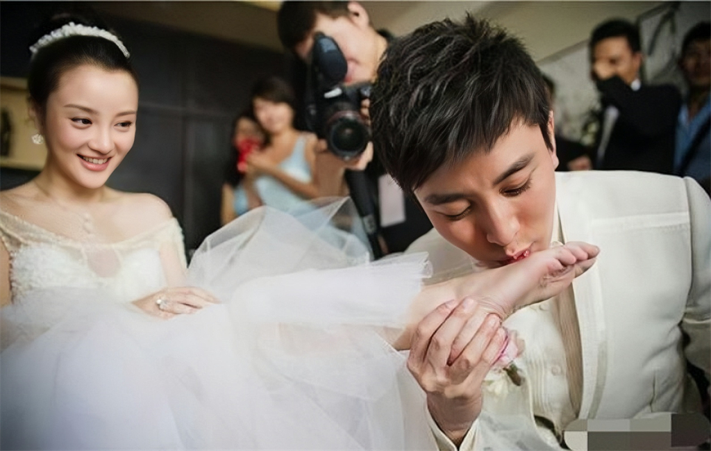 李小璐豪车曝光,贾乃亮柯尼塞格