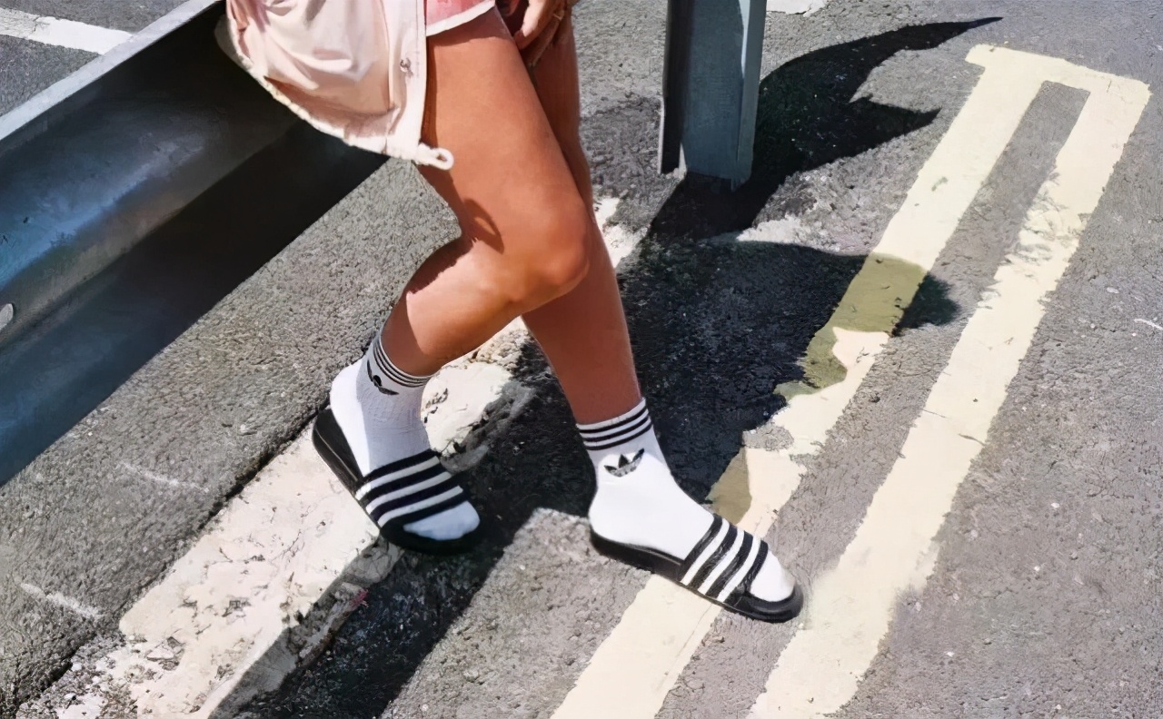 阿迪达斯618最值得入手鞋子,618特价活动阿迪达斯31元