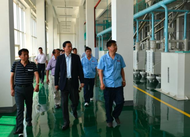 国产电脑巨头方正集团欠债1469亿，将破产重组