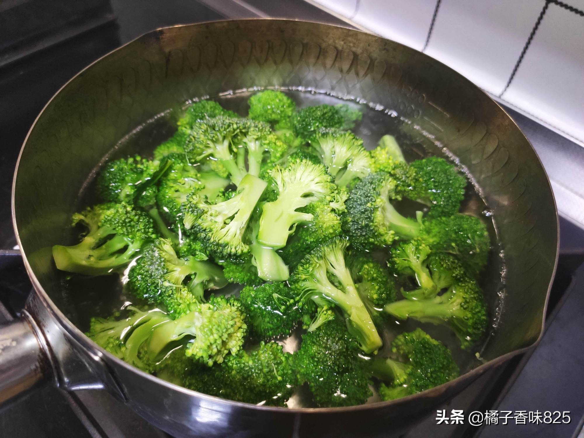 冬天多吃牛肉有什么好处,小孩吃牛肉怎么炒嫩又好吃又简单