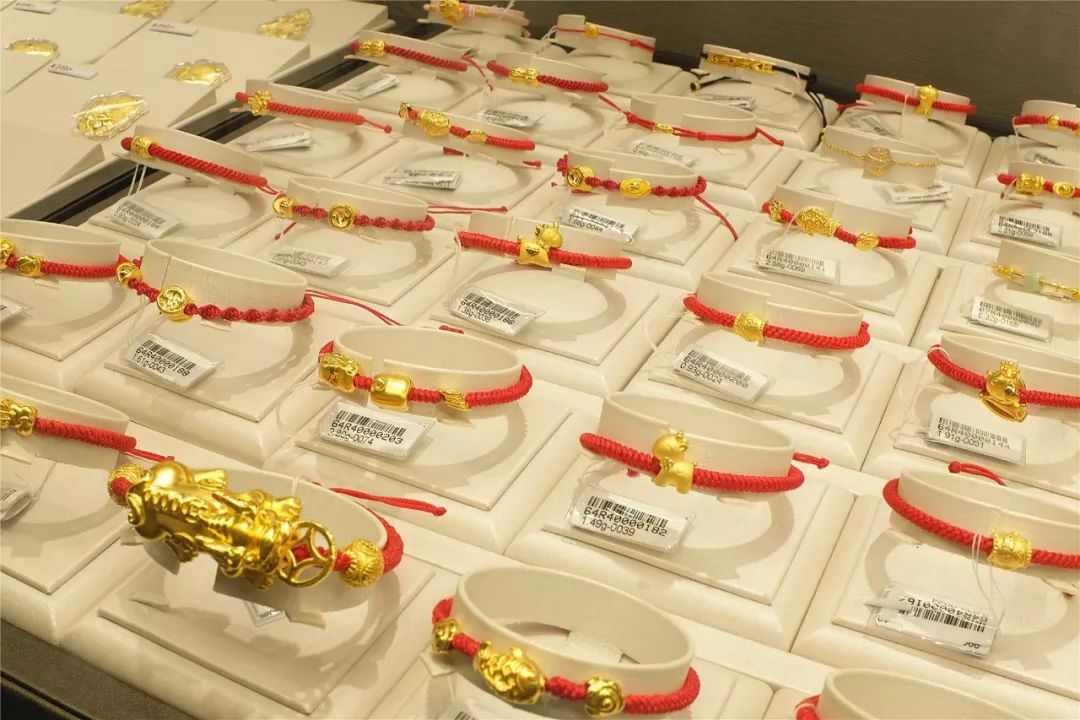 上海浦东日上免税店在候机室吗,浦东机场卫星厅免税店位置