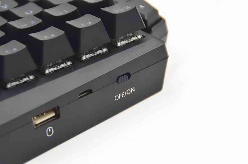 鐩栦笘灏忛浮鎺屾満鐜╁湴骞崇嚎,灏忛浮鏈烘閿洏璇勬祴