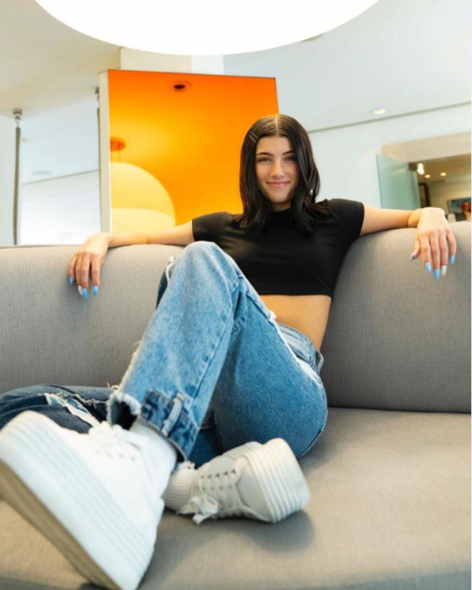 涓佺湡璧扮孩鏃ユ湰瑙嗛,涓佺湡璧扮孩鍥藉瑙嗛