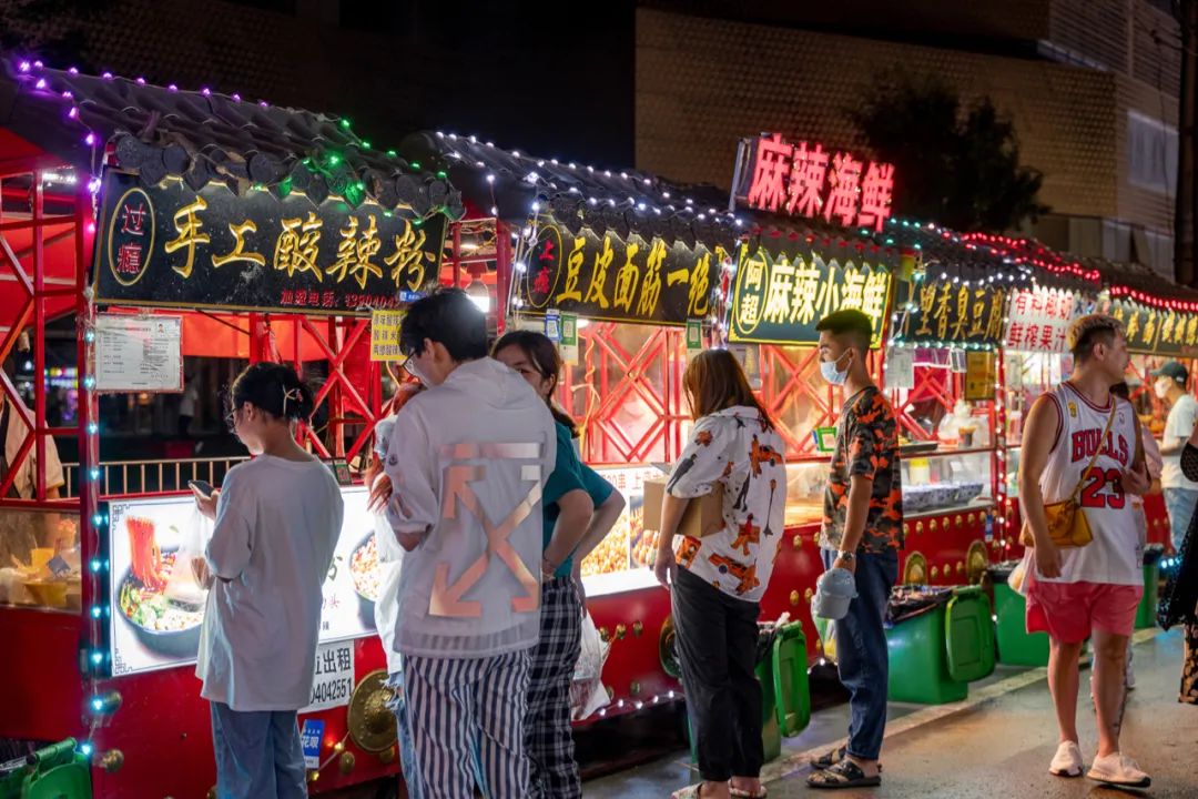 最好吃的夜市店,全国最好吃的十大网红夜市推荐