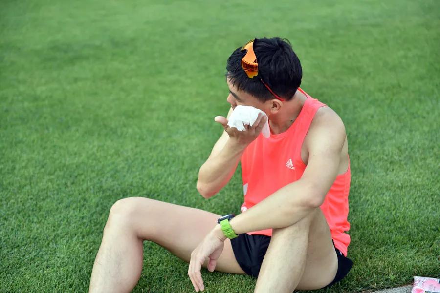 夏天出汗多是好处还是坏处,夏天出汗对排出湿气有好处吗