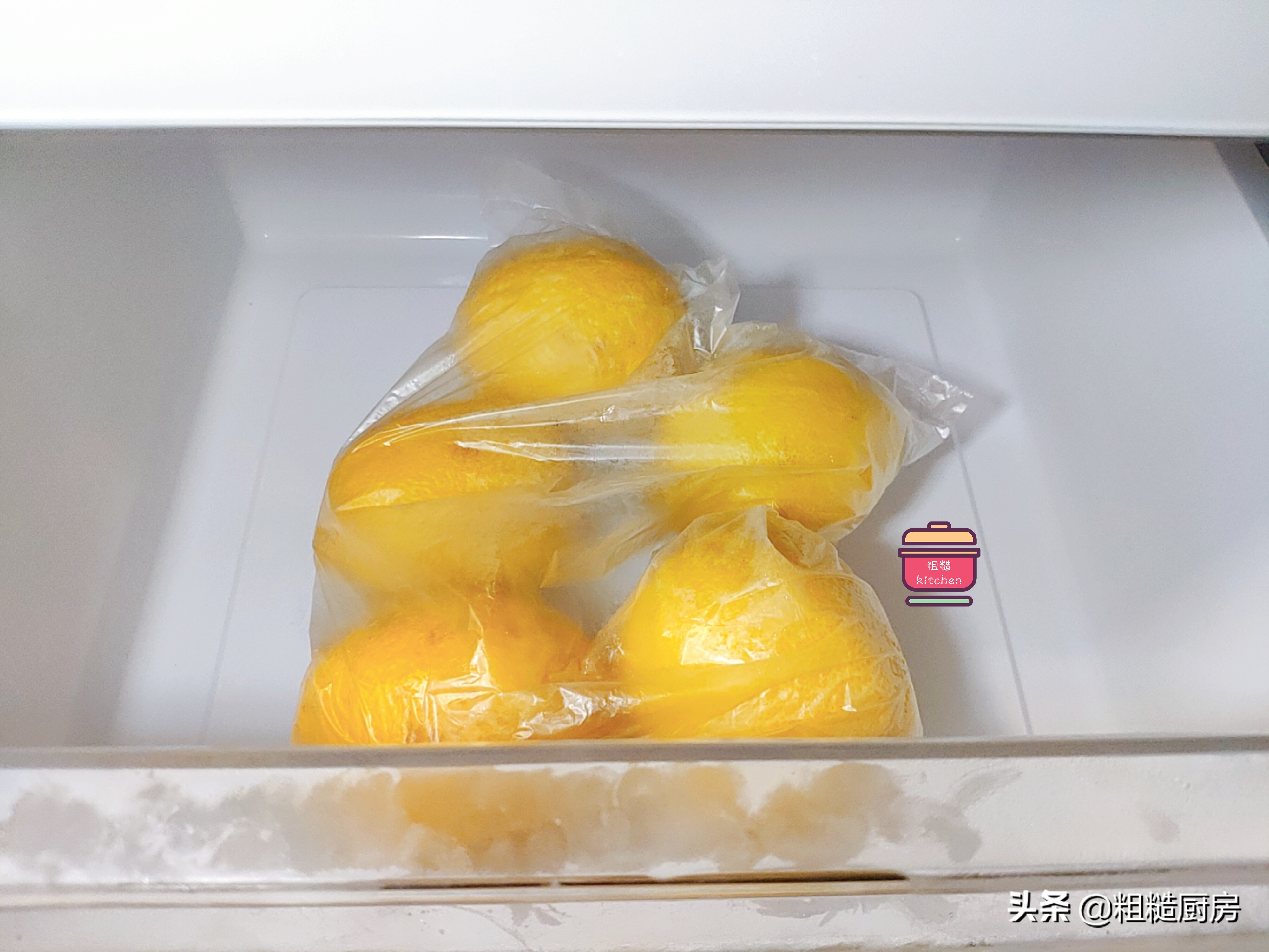 柠檬怎样做可以储存的久一点,最简单的柠檬保存方法