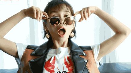 坐私人飞机提帕加尼,坐私人飞机戴百万名表