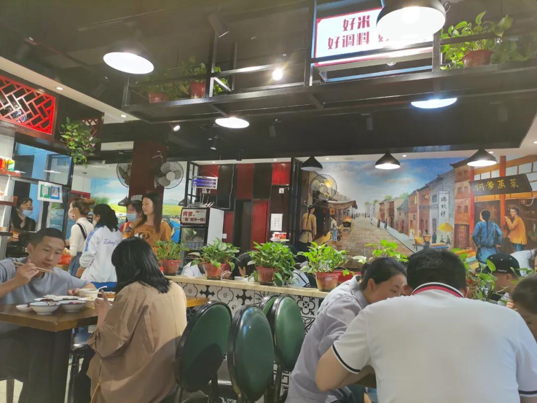 最近正宗浏阳蒸菜店,浏阳蒸菜生意火爆的小店