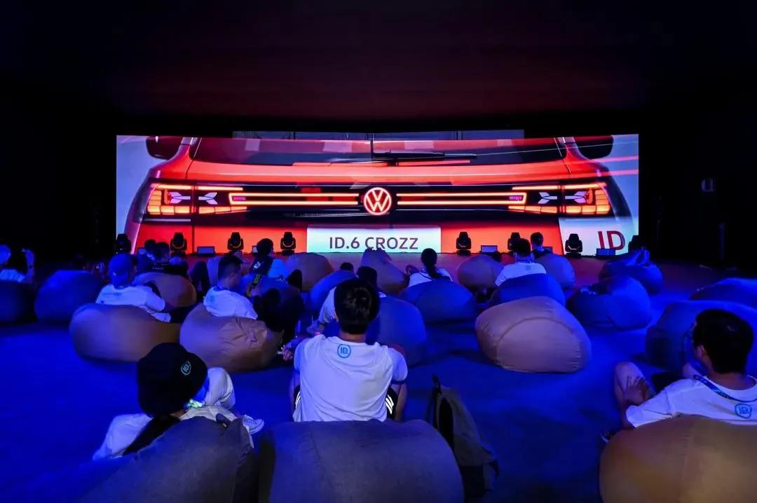 红花榜｜上汽奥迪/一汽红旗打造特色圈层 小而精/大而全方式整挺好