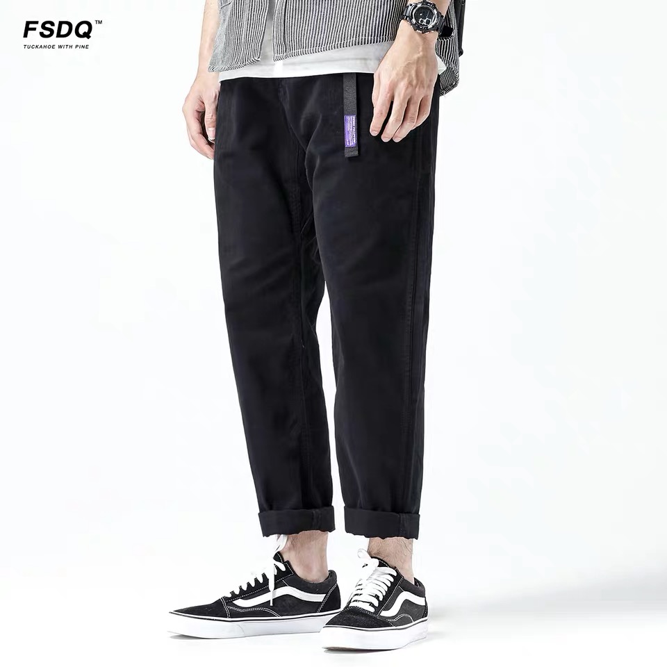 潮男穿搭蓝色牛仔短裤,潮男短裤穿搭