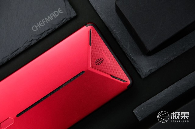 疯魔再现，鹿死它手，“竞”让Switch也甘拜下风