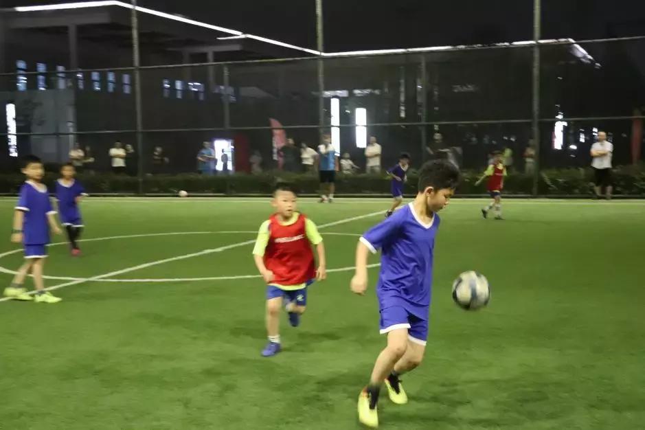 足球班报名,秋季足球招生