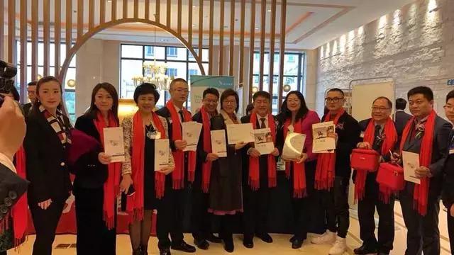 青岛德申国际俱乐部春节,热烈祝贺深圳德申国际俱乐部成立