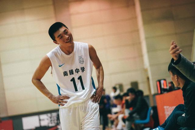 耐克高中联赛回放,耐克高中联赛超燃集锦