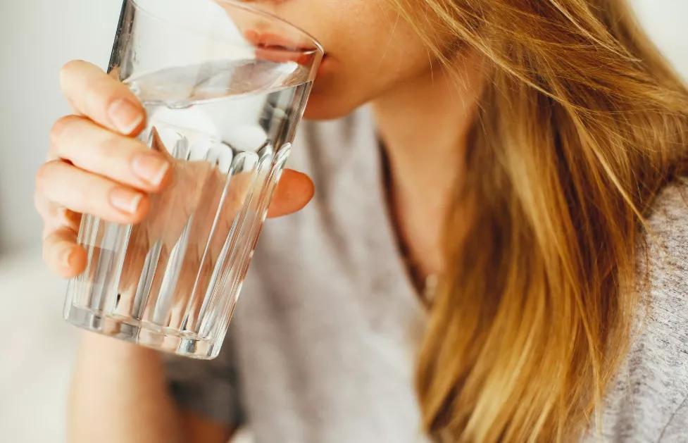 “不老女神”VeraWang，71岁的漫画腿，实在太slay了