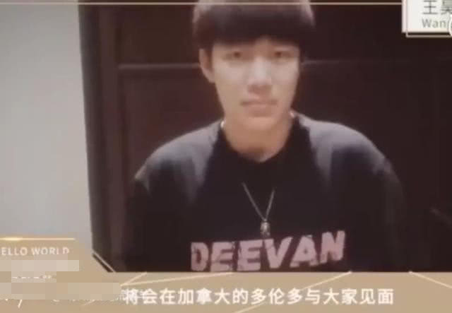 PGone素颜现身全面复出，人气火爆胜当年，经历风雨后变暖男