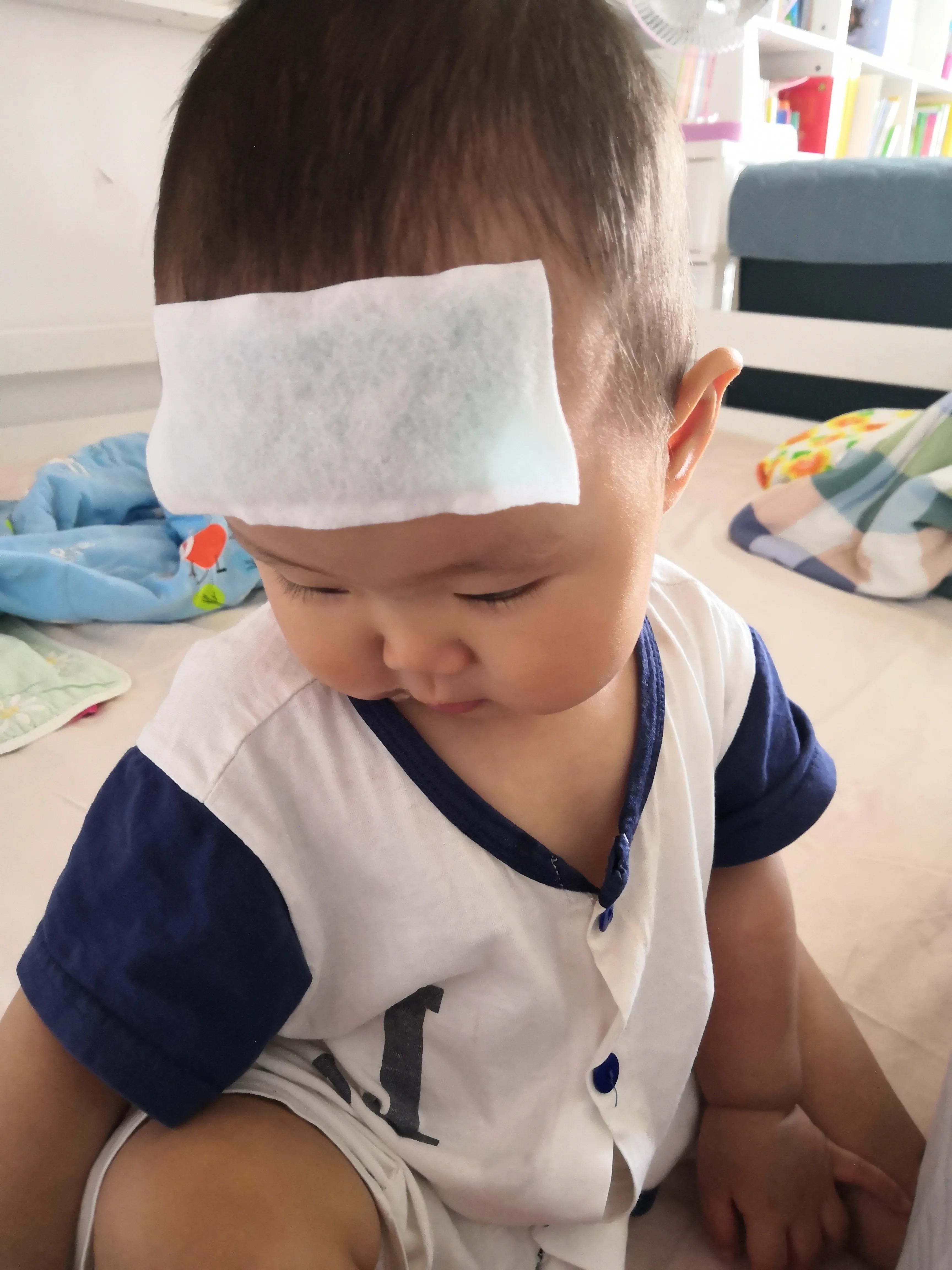 宝宝急疹疹子出来后要注意什么,婴幼儿急疹出疹子后能不能洗澡