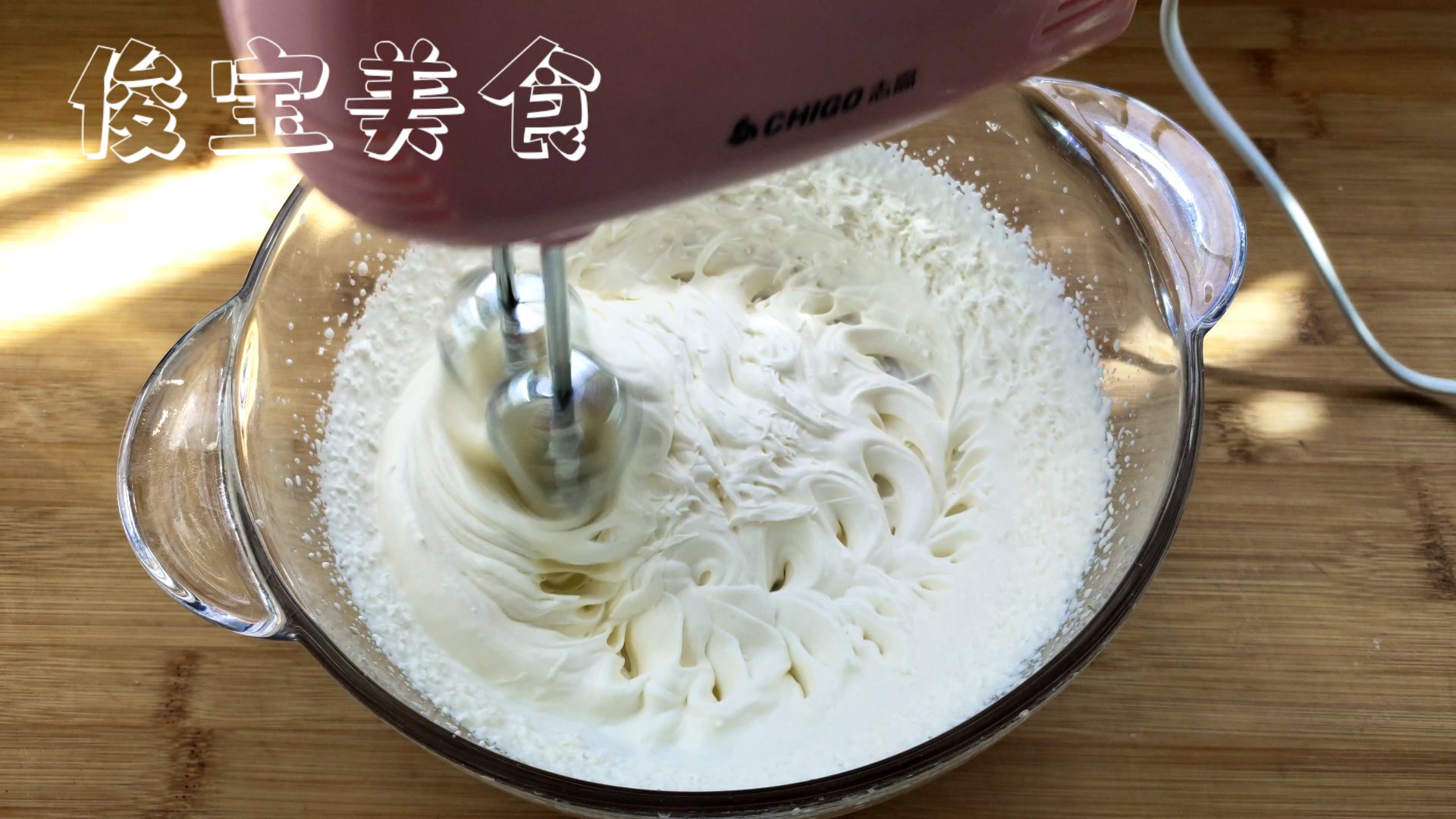 制作芒果冰淇淋最简单的做法,芒果冰激凌制作家庭版只用芒果