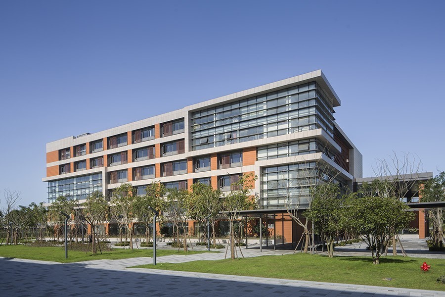 上海临港耀华国际学校怎么样,上海临港耀华国际学校电话