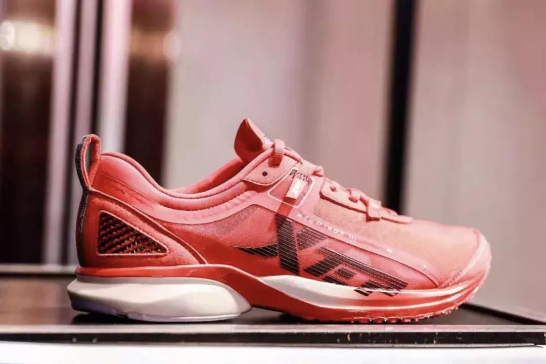 特步收购了哪五个品牌,特步去年卖得最好的鞋